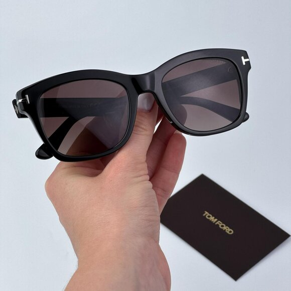 Tom FordFT0614/S 01HLAUREN-02 Women BRAND NEW Sunglasses Black Gradient